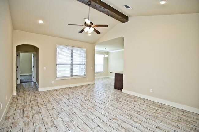 Photo - 106 Alder St