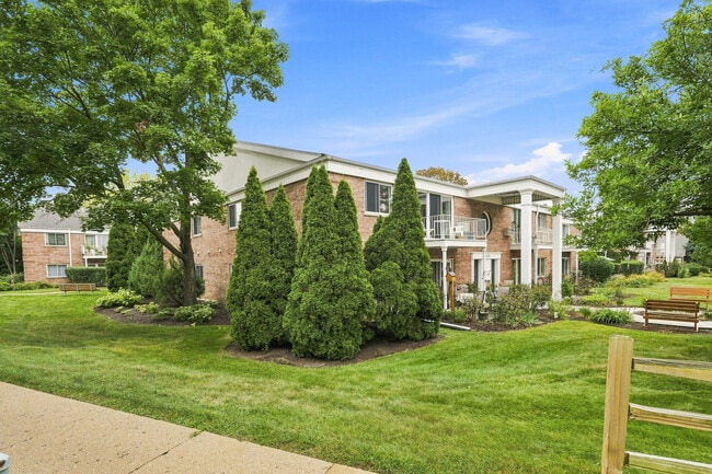 5115 Blodgett Ave