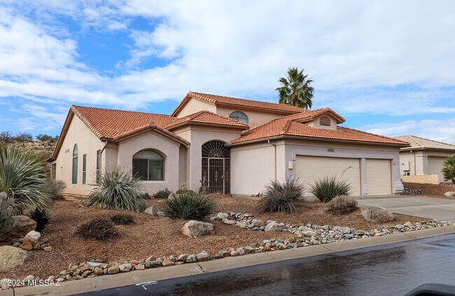 38448 S Lake Crest Dr