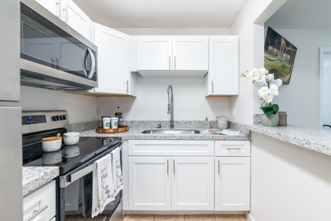 Photo - The Hammocks on 20th