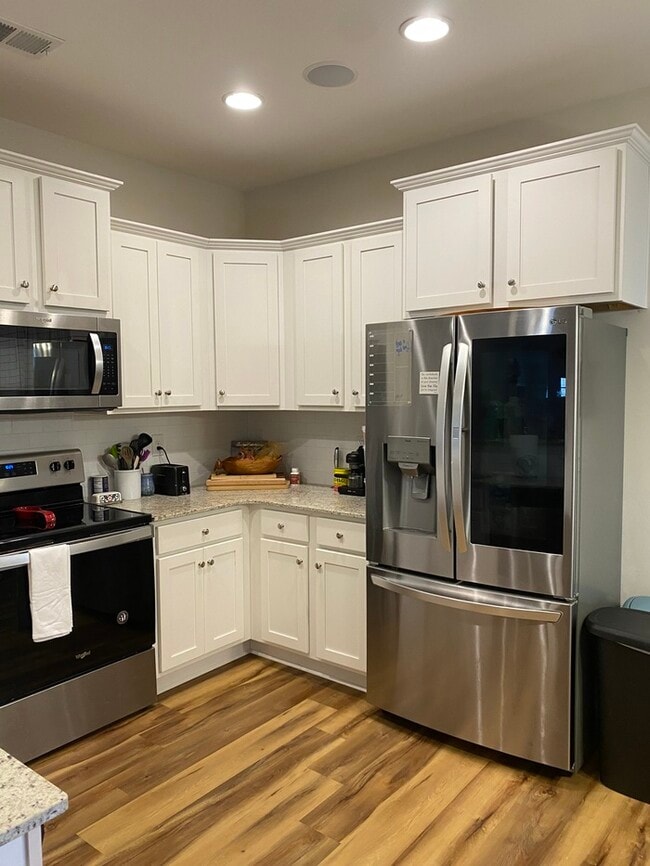 Photo - 158 Silver Run Pl