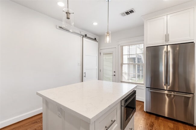 Photo - 1223 Rutland St