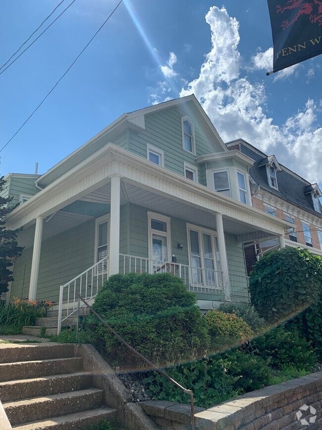 Building Photo - 116 S Main St Rental