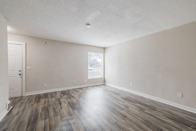 Affordable Living 20 Minutes from Everything Atlanta - Manchester Ridge