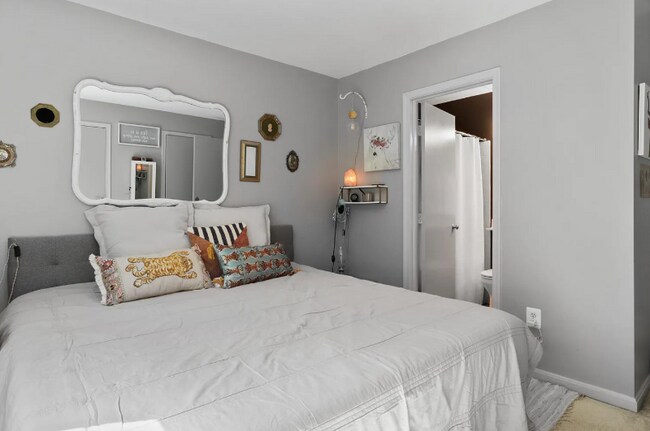 Photo - 5680 White Dove Ln