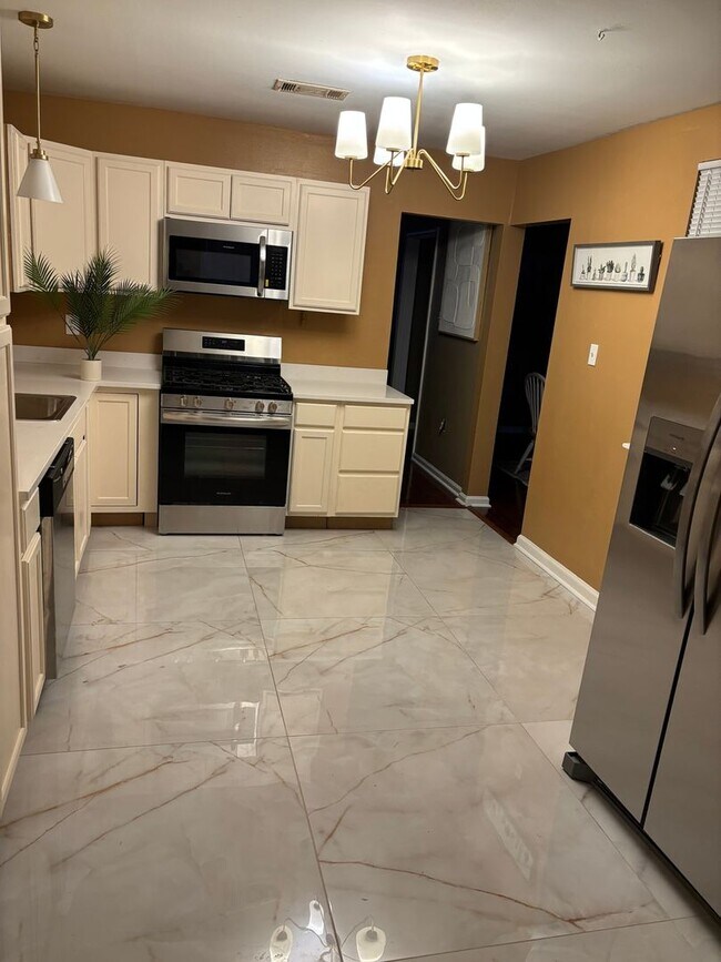Photo - 5000 Cardenas Dr