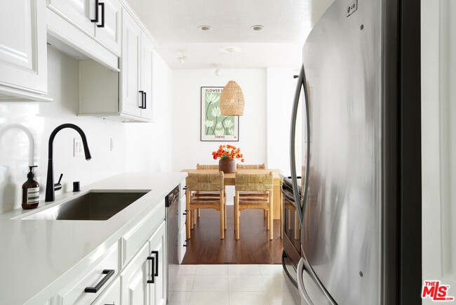 Photo - 1131 Alta Loma Rd