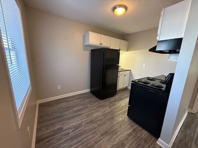 Photo - 308-J Jefferson St-