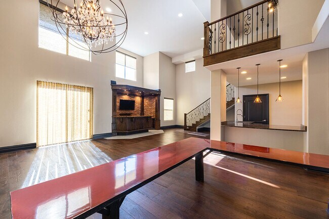 Photo - Manhattan Condo Penthouse Unit 417