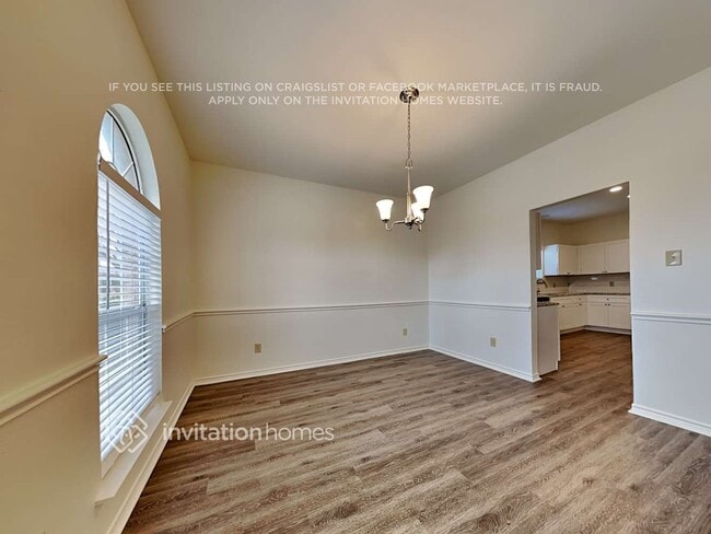 Photo - 1021 Michelson Ln