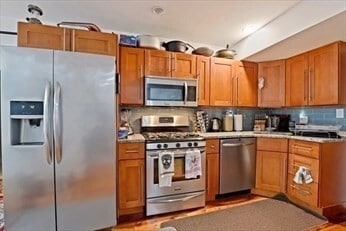 47 Julian St Unit 3