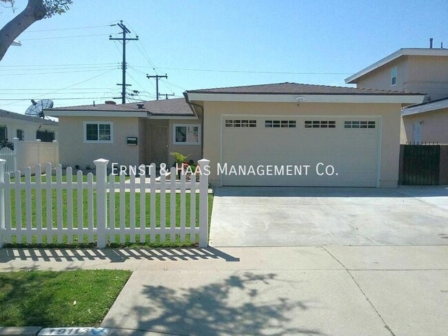 Building Photo - 19113 Radlett Ave Rental