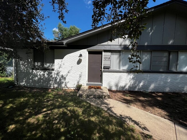 Photo - 3 bed, 1 bath Duplex in West Fort Collins