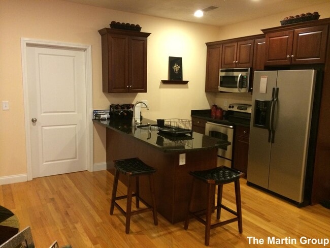 Photo - 82 Fellsway W Unit #401