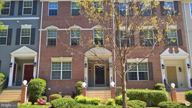 Building Photo - 2125 Hideaway Ct Rental