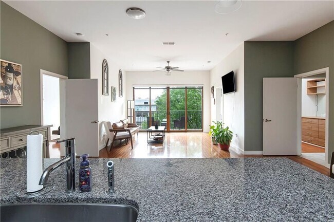 Photo - 333 Nelson St SW Unidad 337