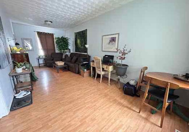 Photo - 27 Paradise Rd S