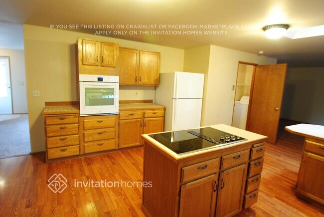 Photo - 11211 152nd St E