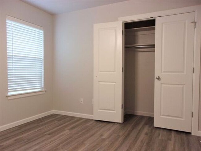 Photo - 3 Bed 2 Bath 2 Car Duplex in Chisholm Creek NW OKC