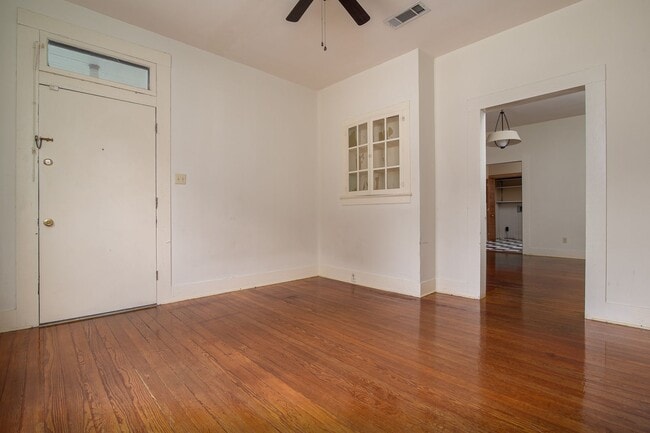 Photo - 1211 Holly St