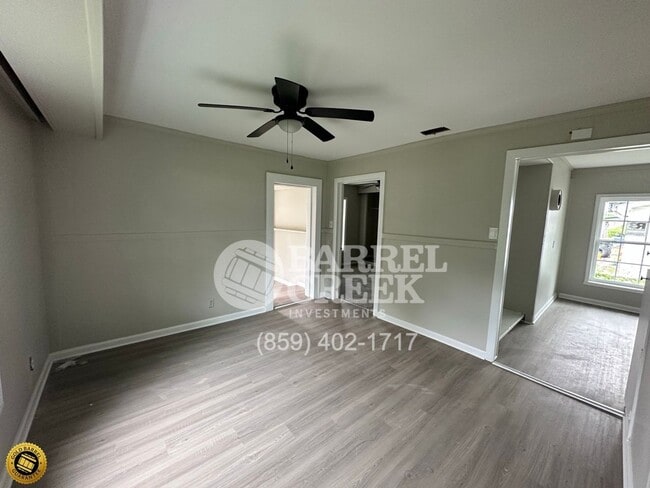 115 Robertson Ln
