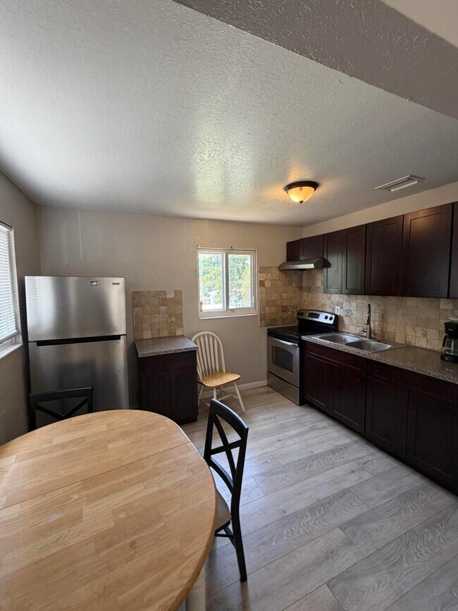 Photo - 716 22nd St Unidad B