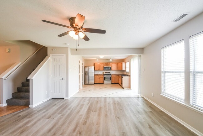 Photo - 10916 Firefly Ct