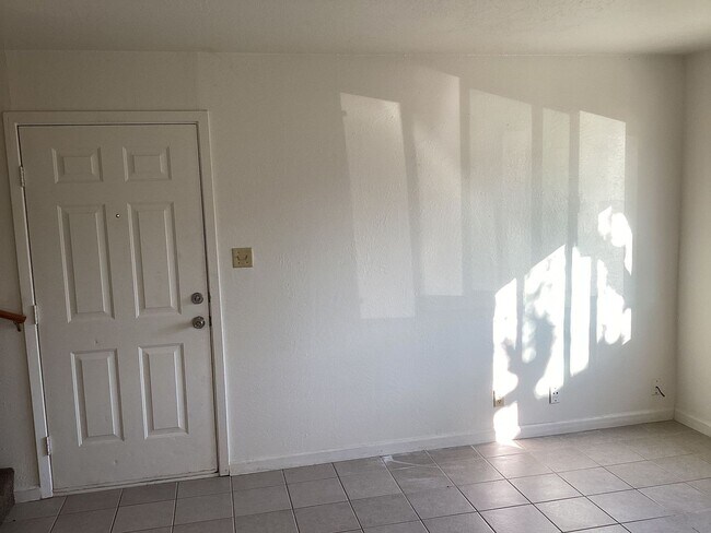 Photo - NOW AVAILABLE!! 2 BEDROOM 1.5 BATH GUSTINE APARTMENT Unit #B