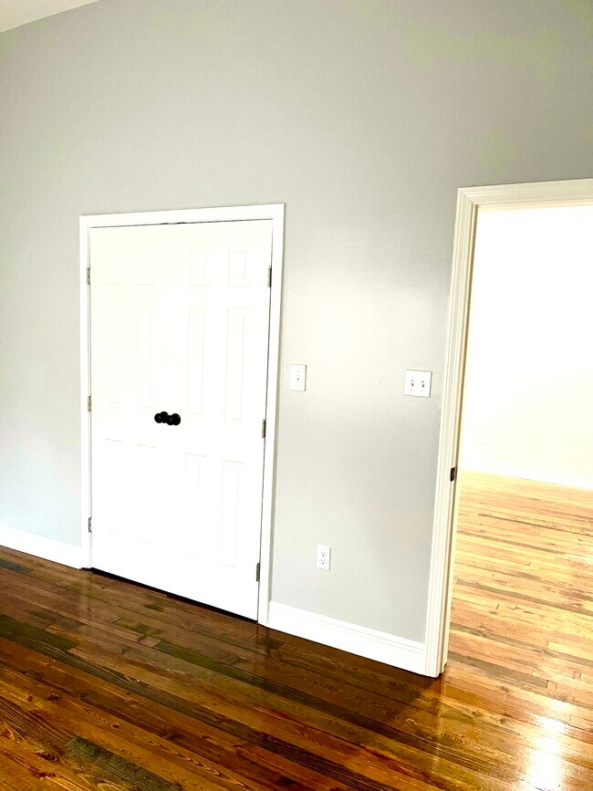 Photo - 1124 S 14th St