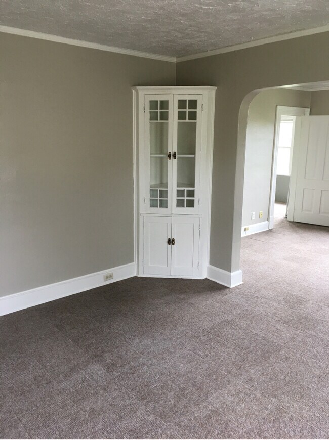 Photo - 1127 E 3rd St Unit 1127 E 3rd Street - 2