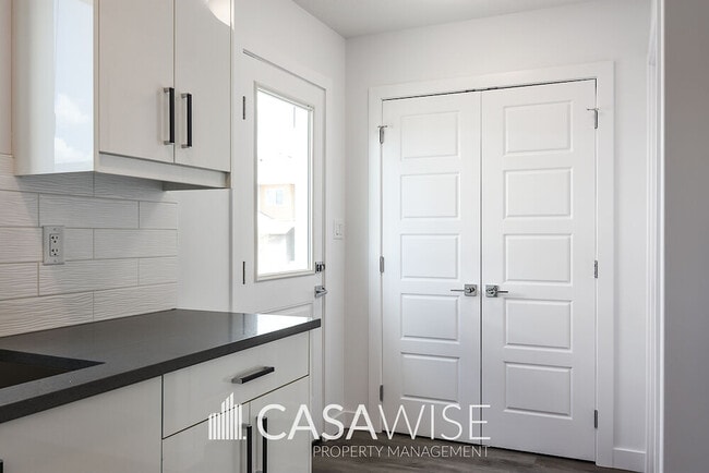 Photo - 6548-6175 175 Ave NW