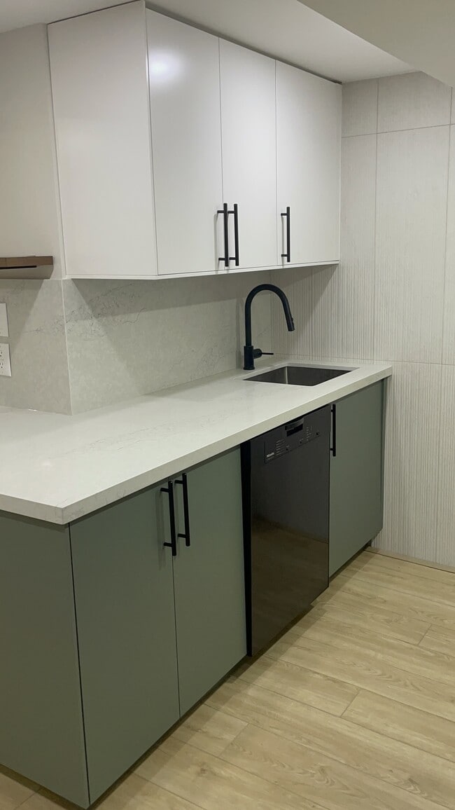 Photo - 2123 Nipigon Dr Unit BSMT