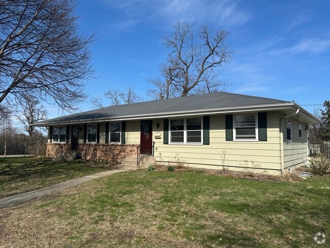 Building Photo - 3701 Colorado Ave S Rental