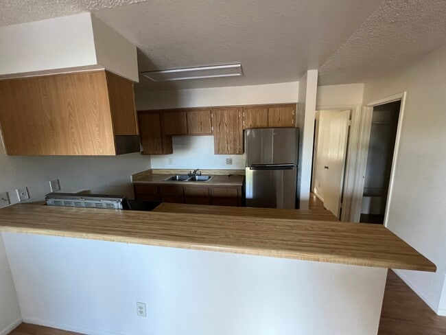 Photo - Mountain View Apartments