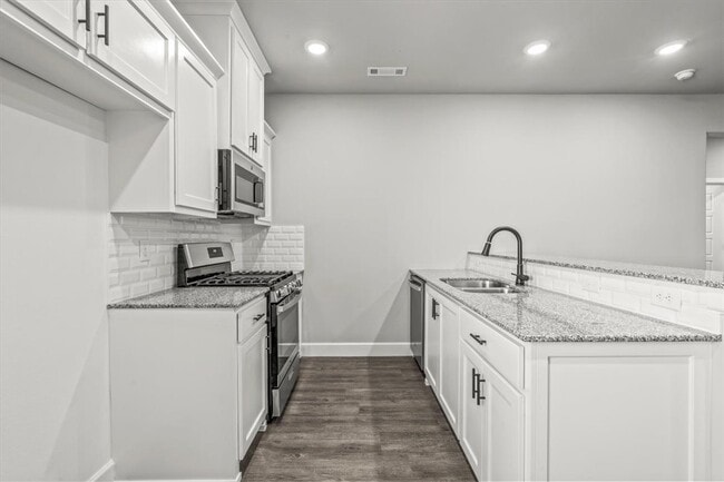Photo - 1050 Sunshine Ct
