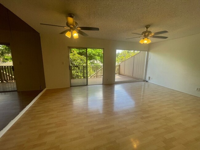 Photo - Beautiful 4 Bed 2 Bath in Makakilo with Large Backyard!