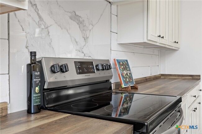 Photo - 2301 Wegner Rd