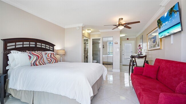 Photo - 1750 James 9J Unit 9J
