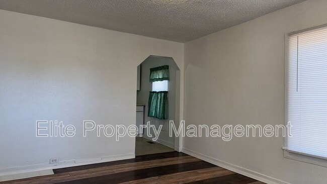 Photo - 505 Orange St