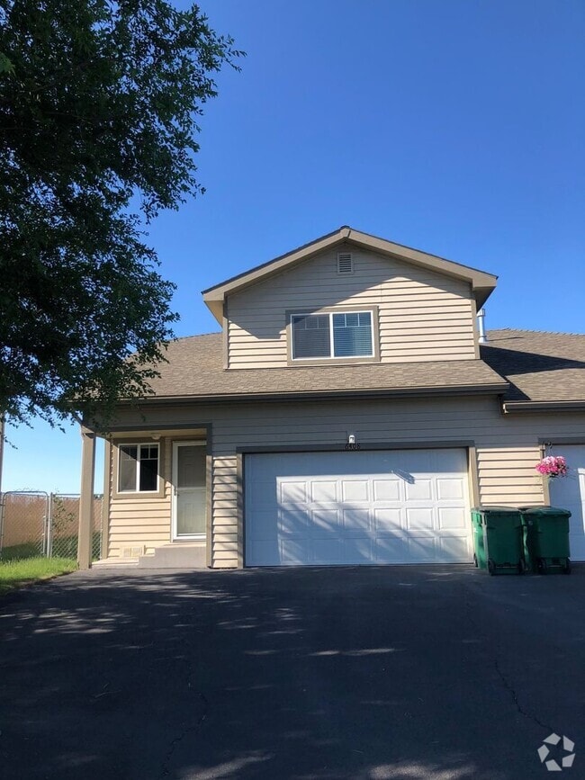 Building Photo - 6406-6408 Onyx Avenue Unit 6408 Rental