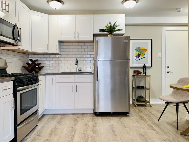 Photo - 2545 W Fitch