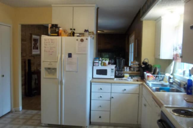 Photo - 1605 Plough St