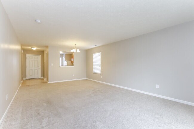 4645 Deacon Ln