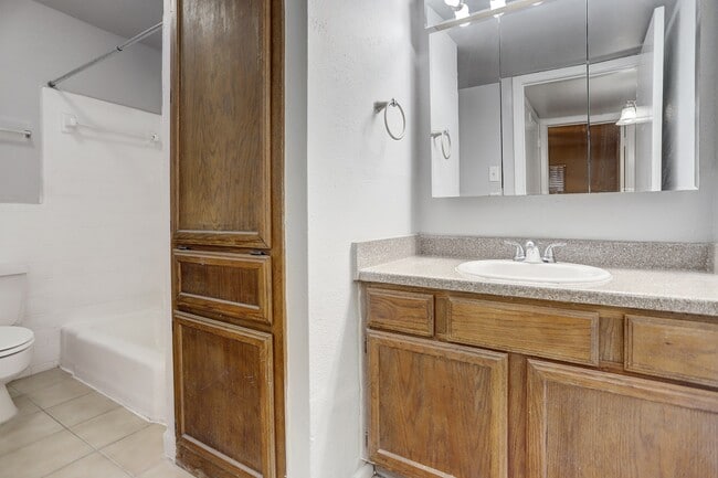 Photo - 1645 W Main St Unit 6