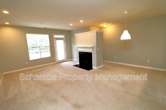 223 Eyam Hall Ln