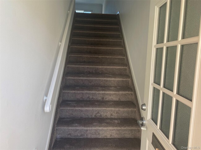 Photo - 520 Dawson Ln