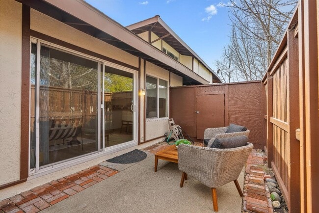 Photo - 203 Corte San Pablo