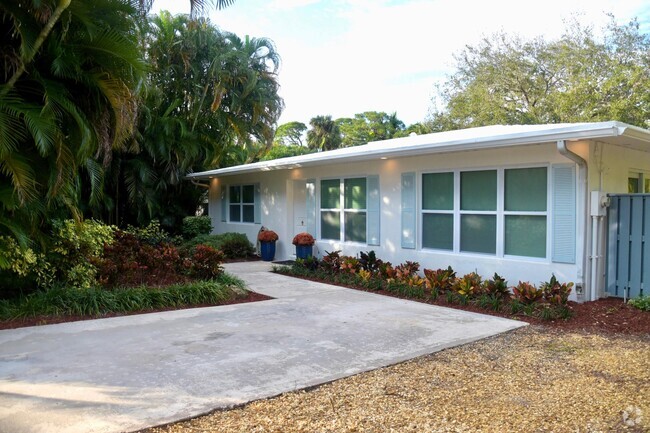 Building Photo - 219 Old Jupiter Beach Rd Rental