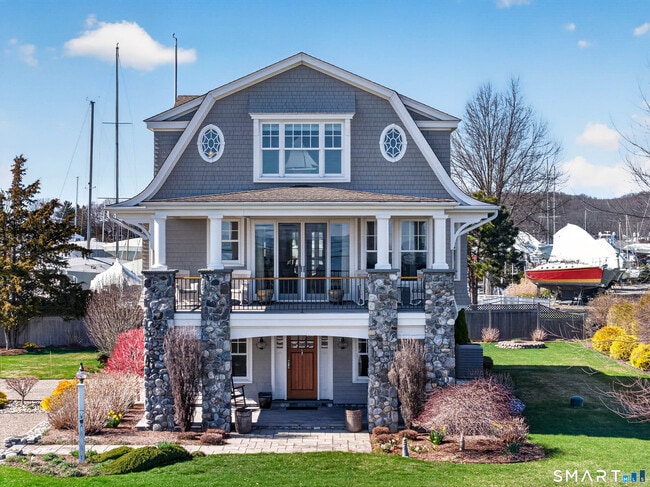 Building Photo - 505 Seaside Ave