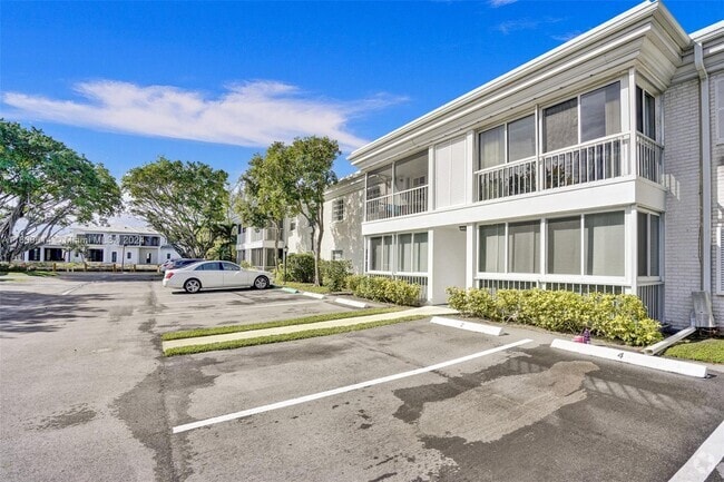 Building Photo - 6511 Bay Club Dr Rental